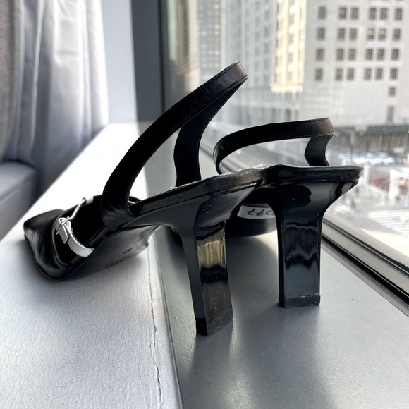 Yoriko Powell Made in Italy Vintage Leather Sling Back Heels - Picture 5 of 7